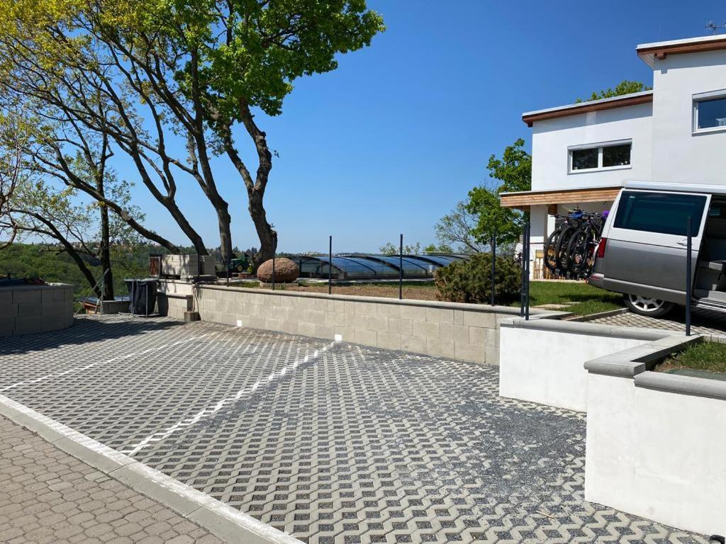 Chatka C Vyhlídka nad řekou Zdiby Exterior foto